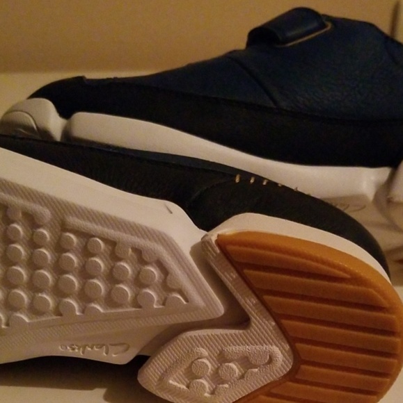 Shoes - Picture 3 of 3